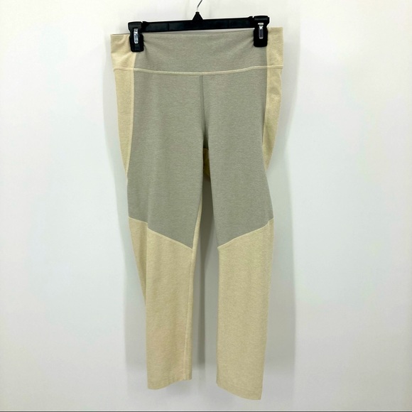 Outdoor Voices 3/4 Two-Tone Athletic Leggings L - Picture 10 of 15